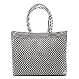 TRAVEL WHITE BLACK CHEVRON TOTE WITH CLUTCH